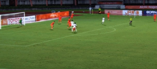 亚运开门红！U23国足2-1逆转朝鲜 37岁吴曦29岁张玉宁均传射建功