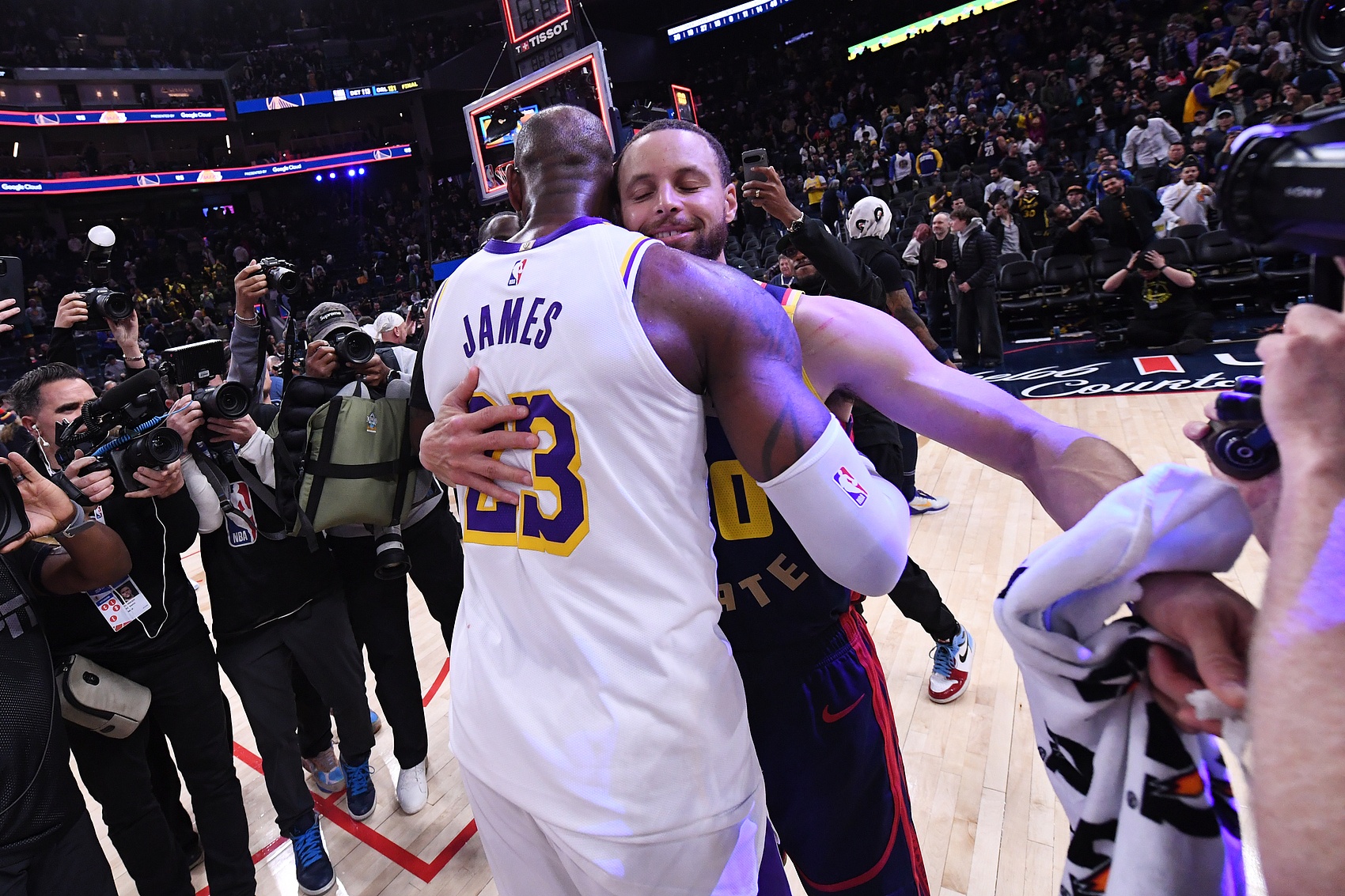佛得角门将粉丝暴增,NBA仅12人超千万