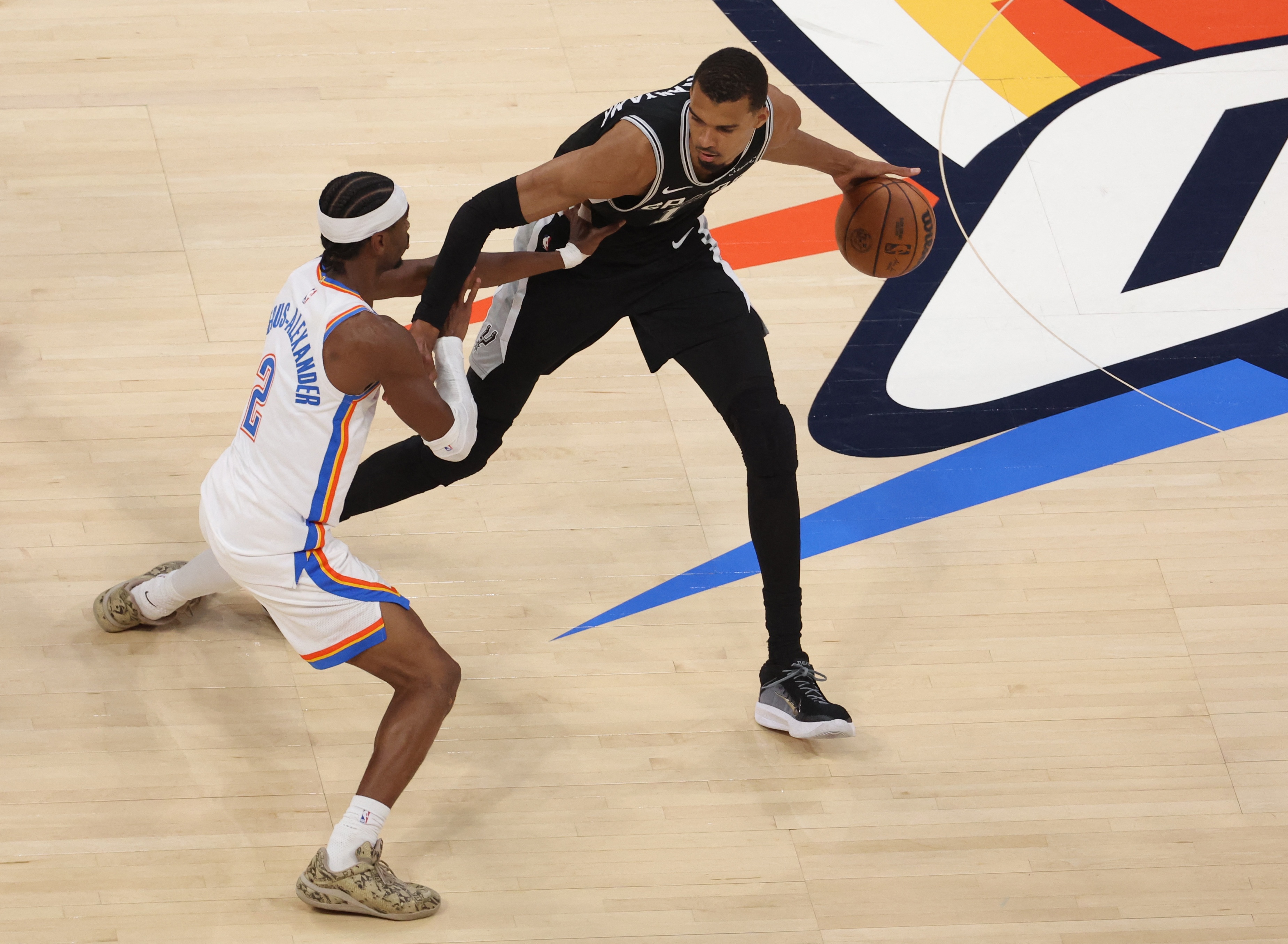 NBA赛季十大意难平:伤病撕裂的平行宇宙