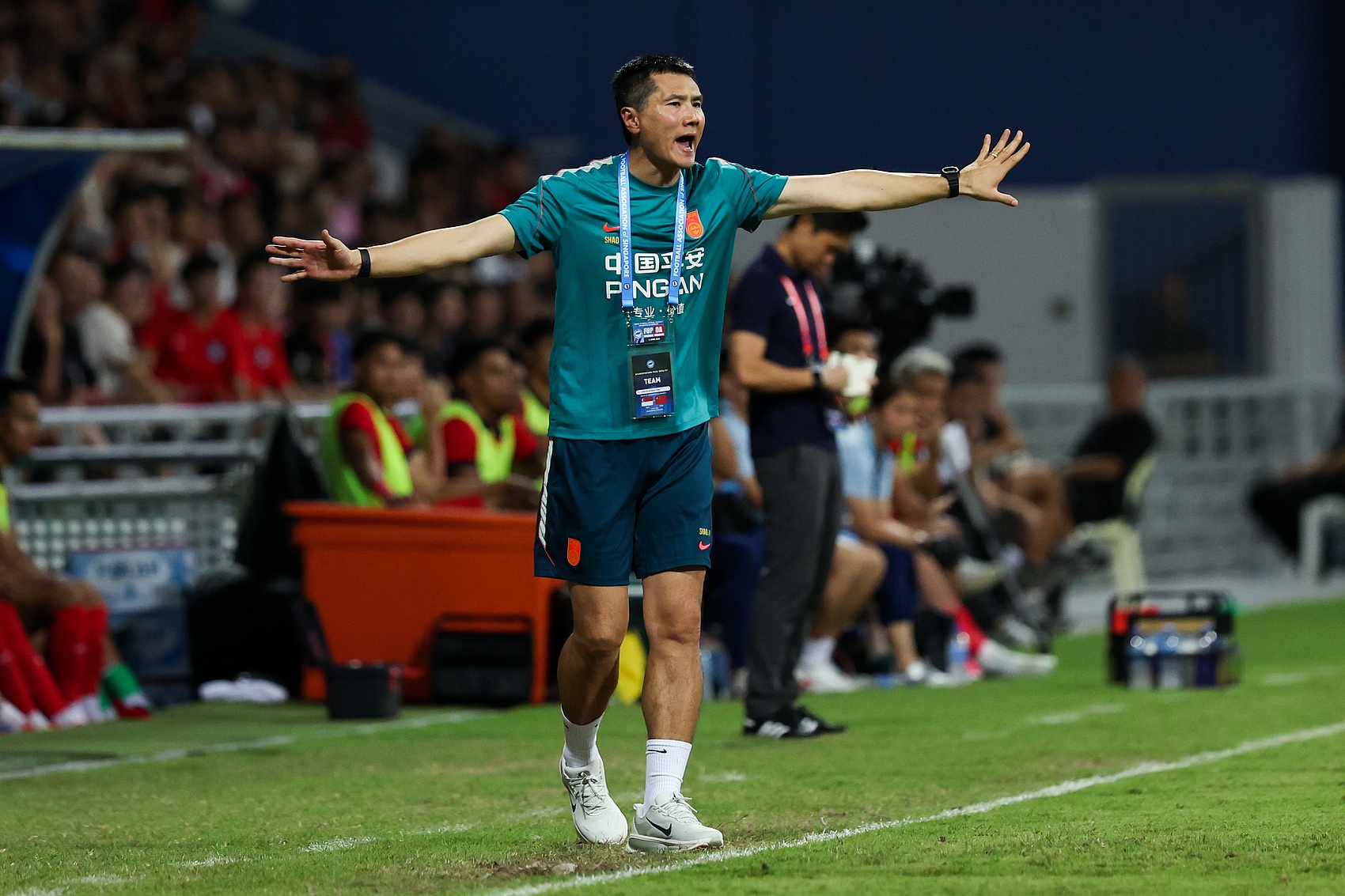 国足热身0-0泰国 邵佳一治下进步显著