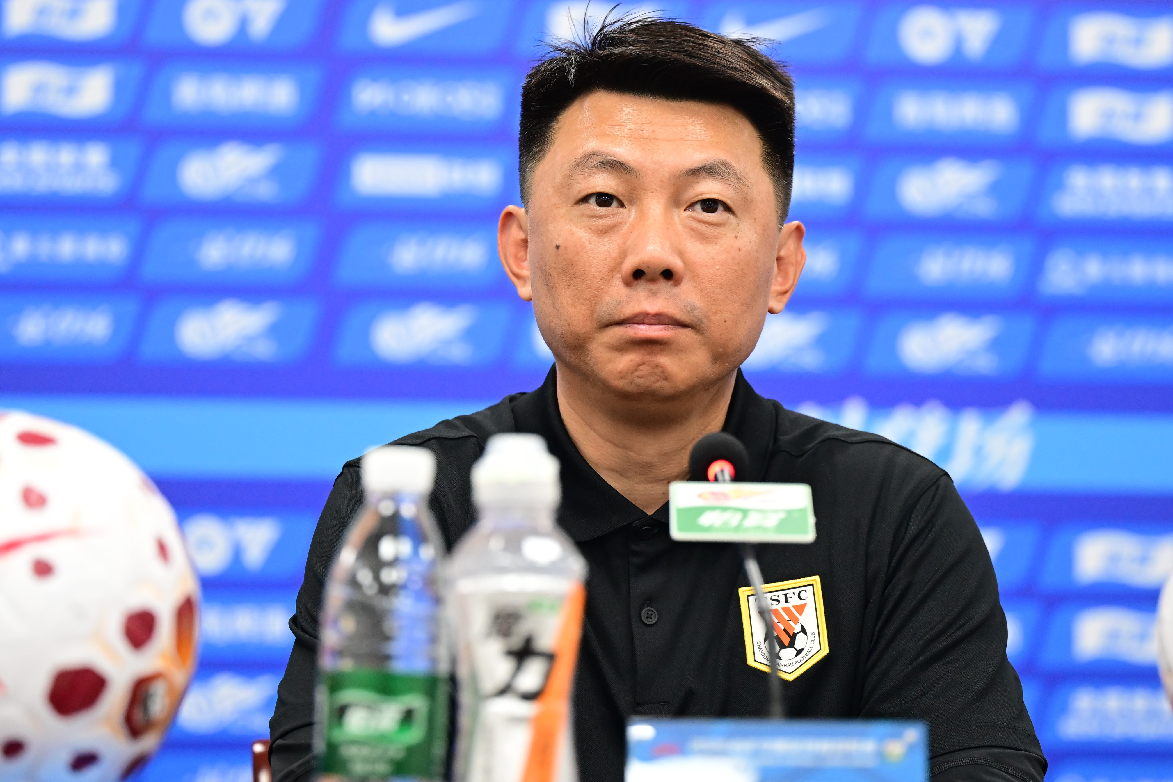 鲁媒：泰山输球不输骨气，绝境拼尽全力